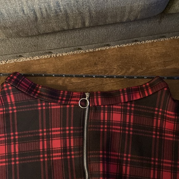 Hot topic flared skirt size LG - Picture 6 of 9